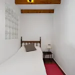 Amelia House * Roque Negro